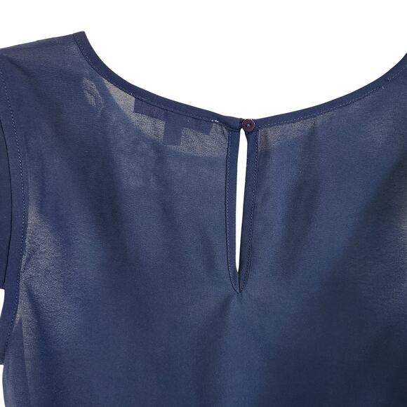 Skies Are Blue Sleeveless Embroidered Floral Blouse Keyhole Back Blue Size Small - Picture 5 of 8